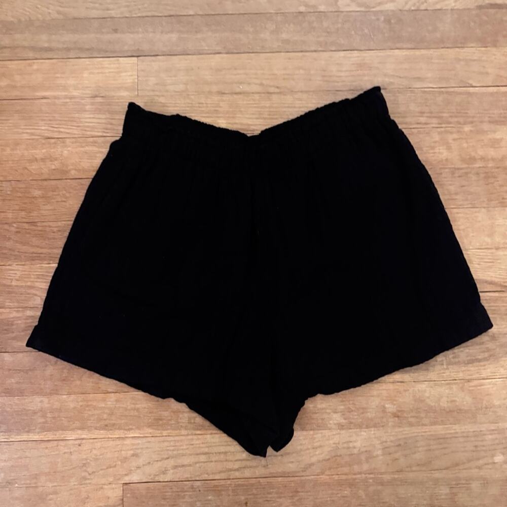 Gap black elastic waist high-rise lounge shorts size medium M
 b71